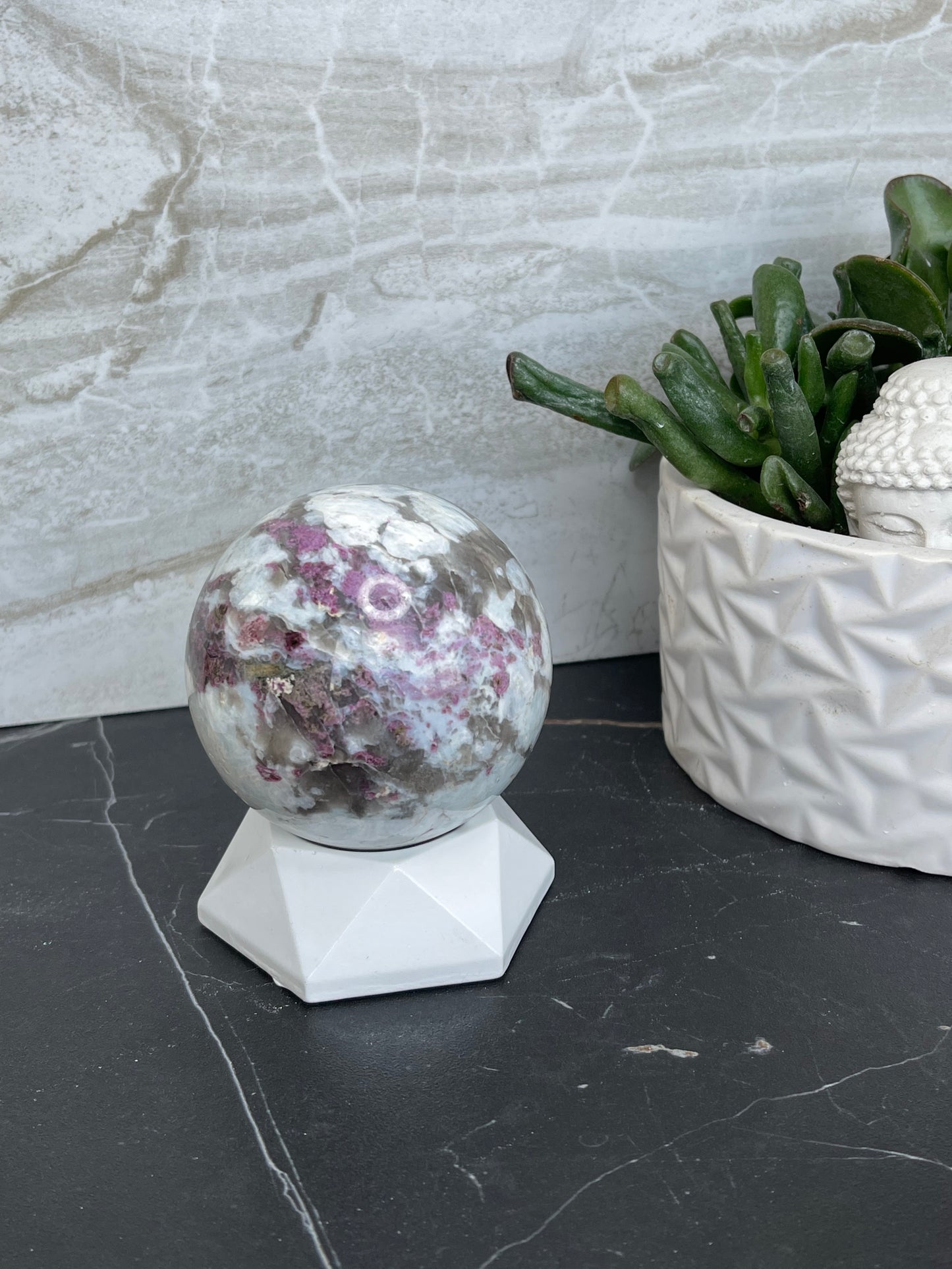 Boho Geometric Sphere Holder