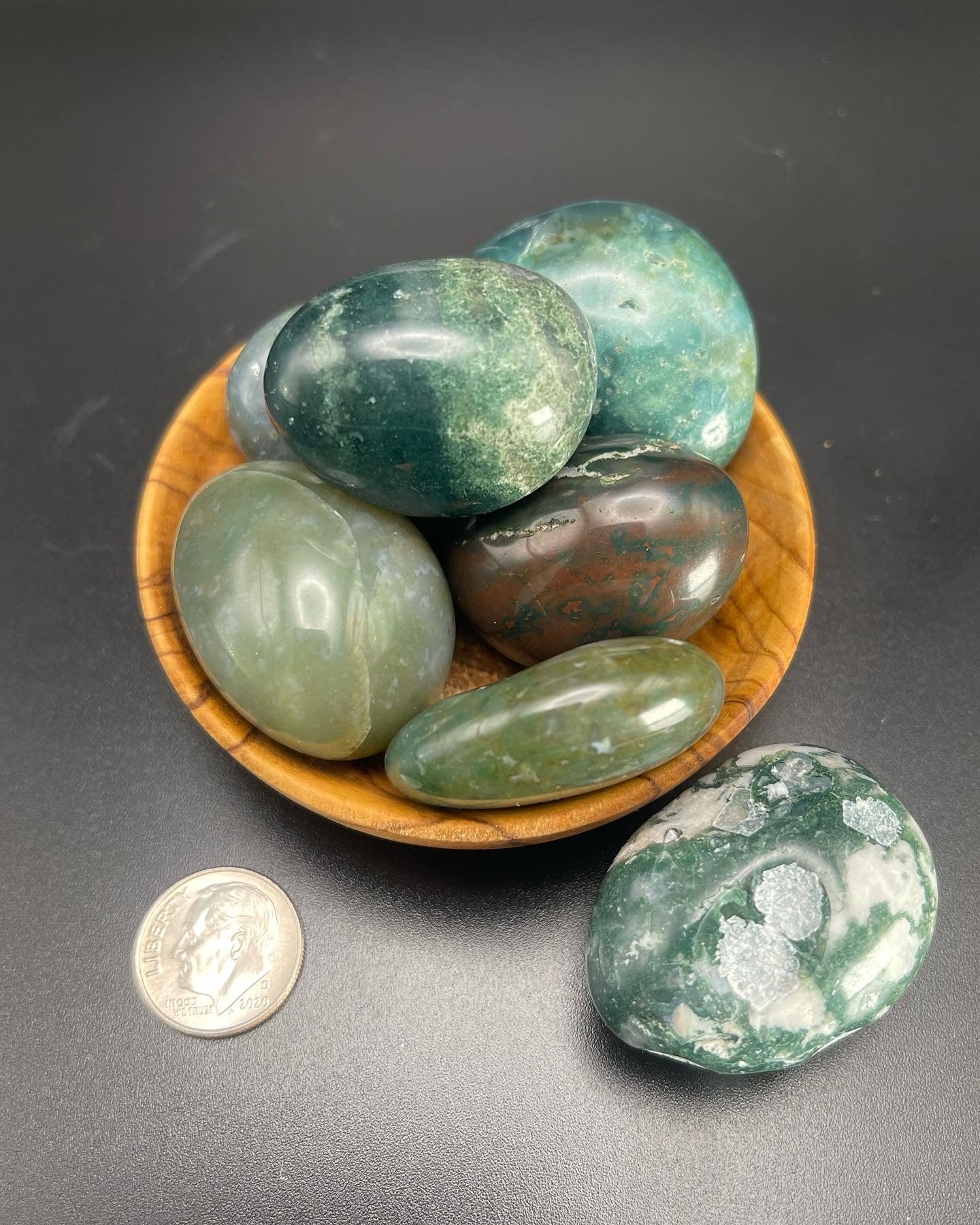 Tumbled Moss Agate