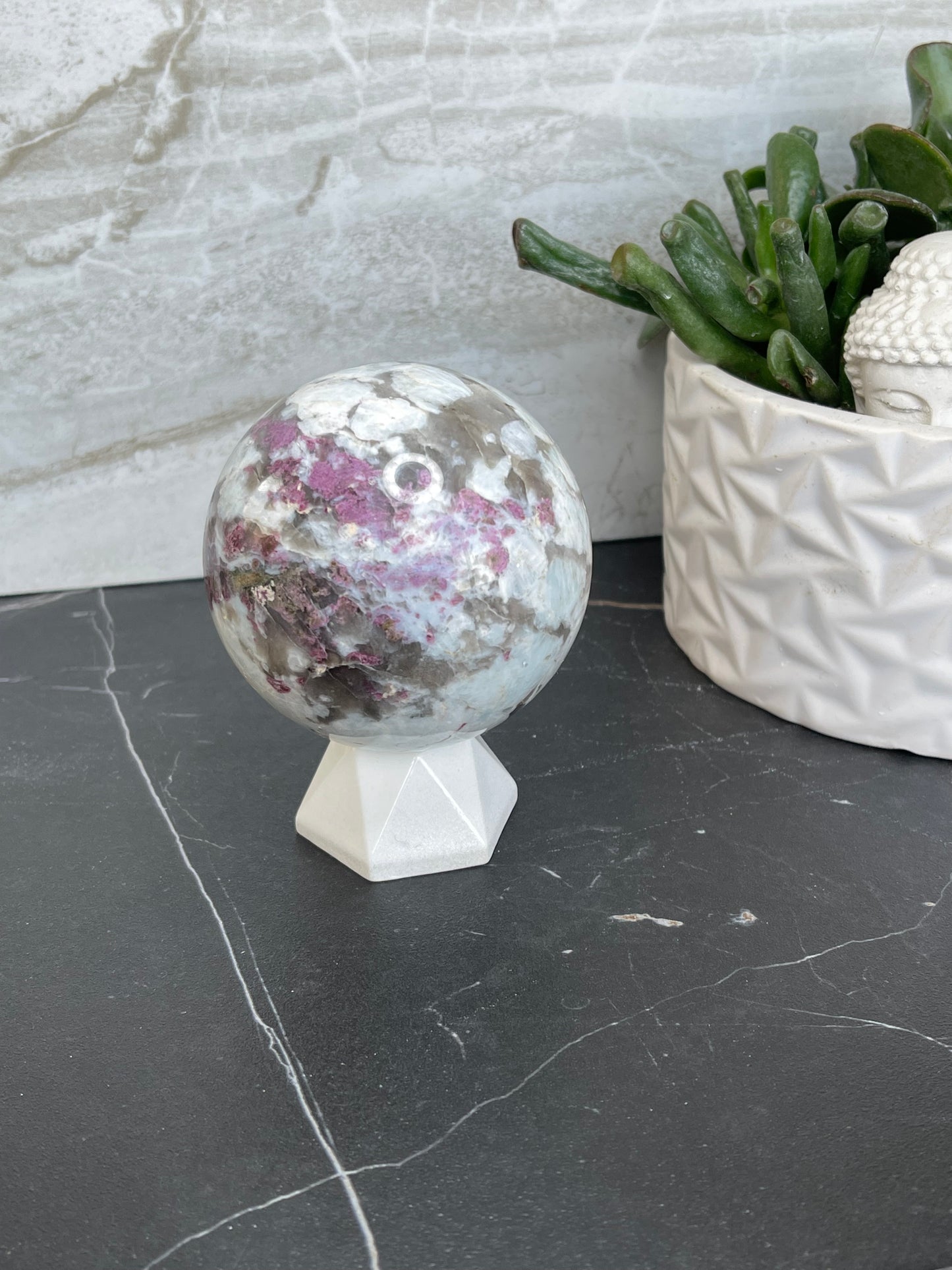 Boho Geometric Sphere Holder