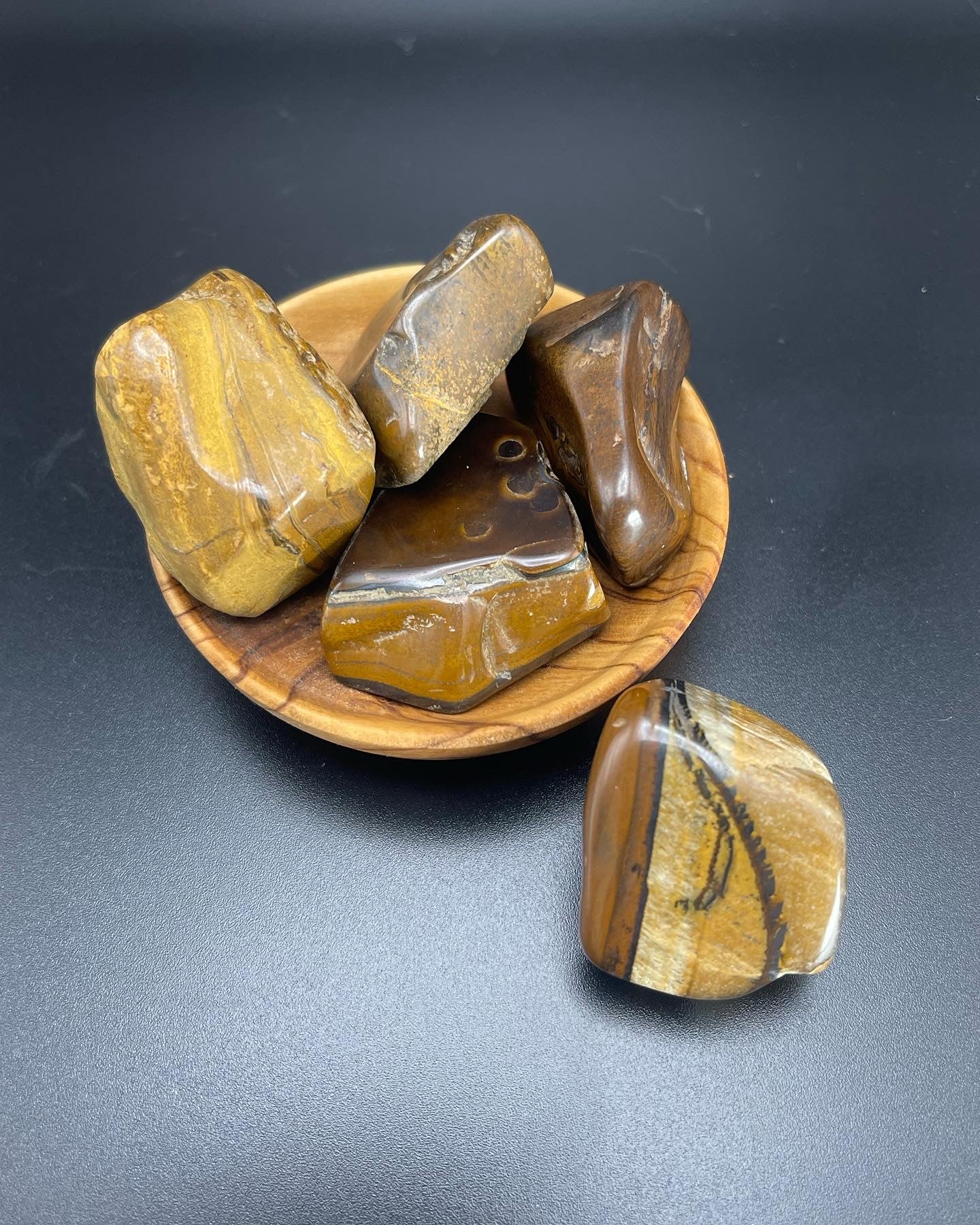 Tumbled Tigers Eye (larger)