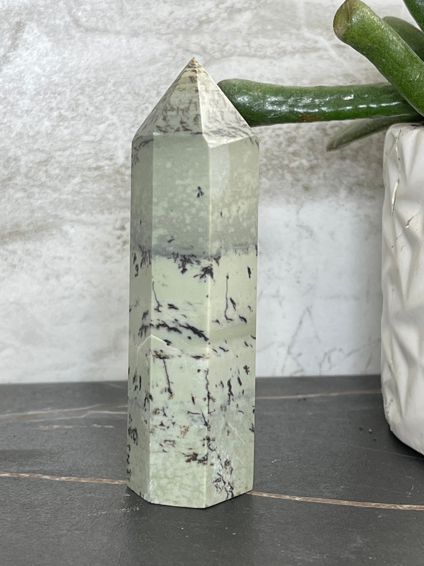 Dendritic Jade Point